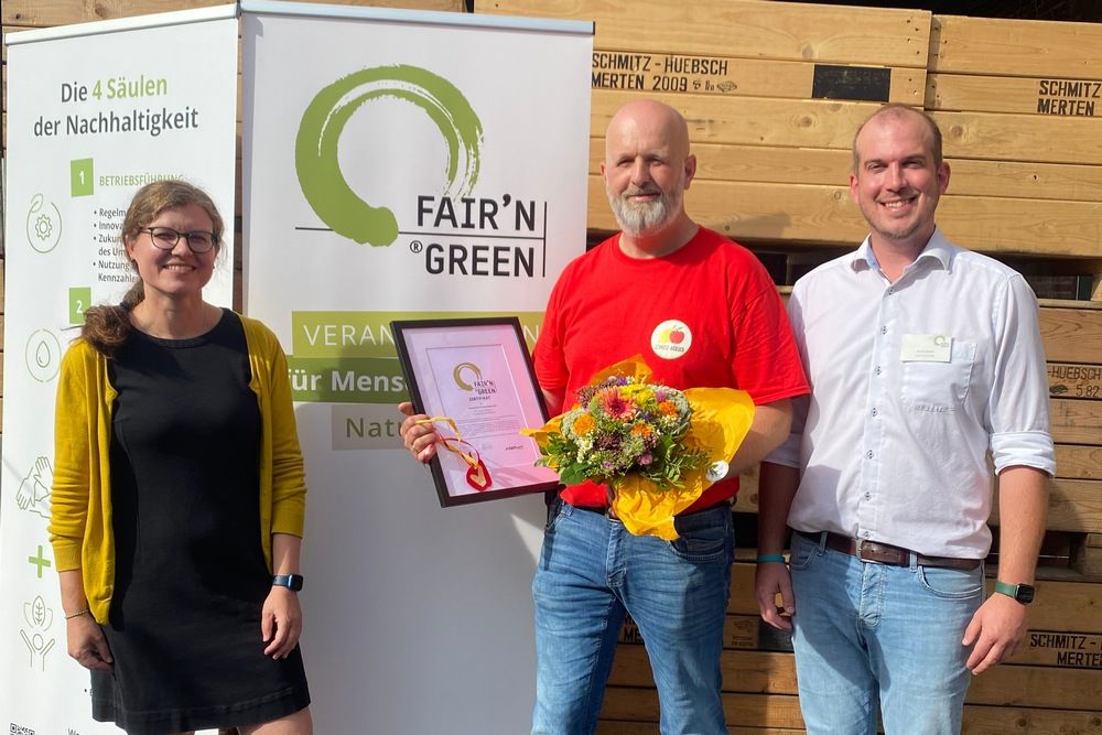 Schmitz-H&uuml;bsch erstes Obstbaubetrieb mit FAIR'N GREEN-Zertifikat