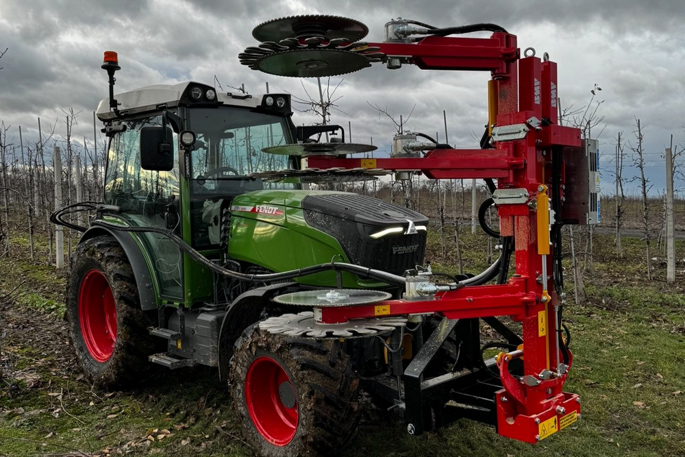 BMV Window-pruning-machine